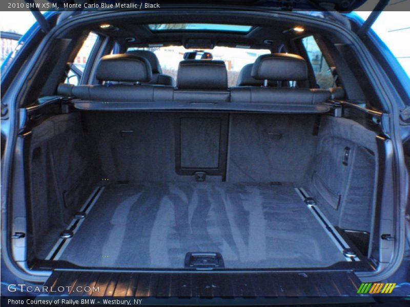  2010 X5 M  Trunk