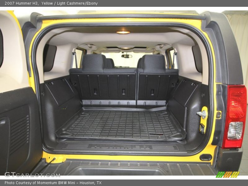Yellow / Light Cashmere/Ebony 2007 Hummer H3