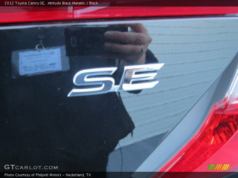 Attitude Black Metallic / Black 2012 Toyota Camry SE