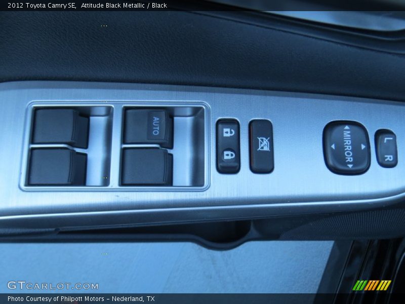 Attitude Black Metallic / Black 2012 Toyota Camry SE