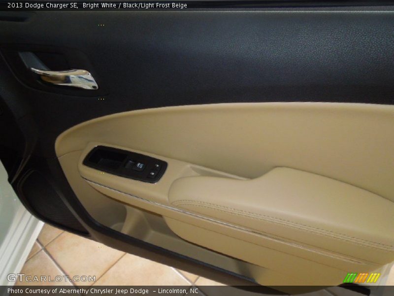 Bright White / Black/Light Frost Beige 2013 Dodge Charger SE