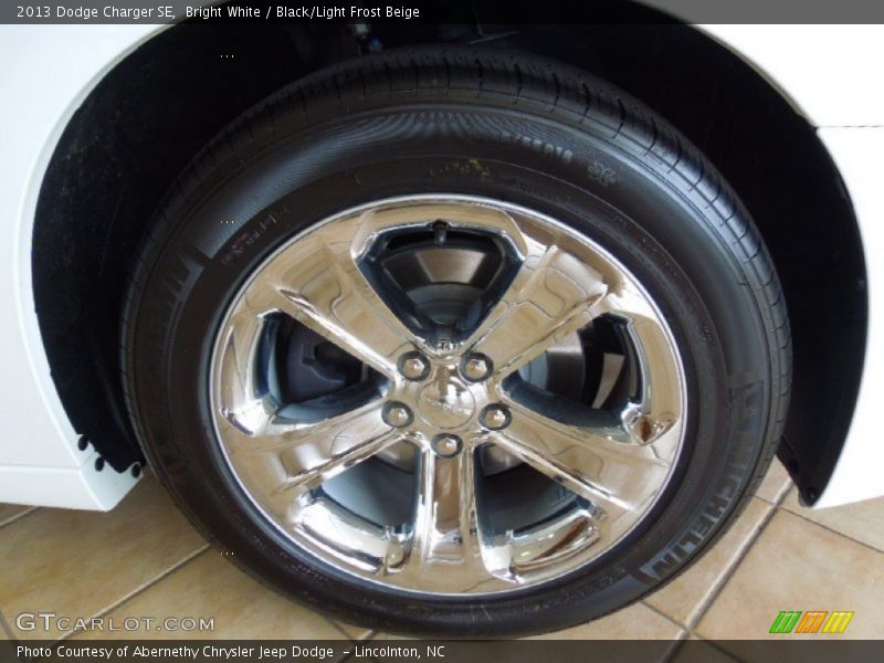 Bright White / Black/Light Frost Beige 2013 Dodge Charger SE