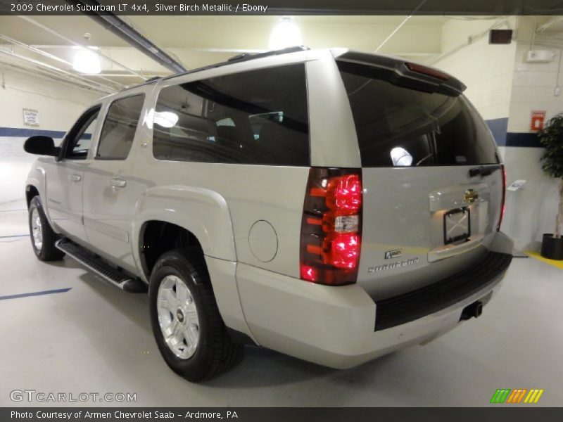 Silver Birch Metallic / Ebony 2009 Chevrolet Suburban LT 4x4