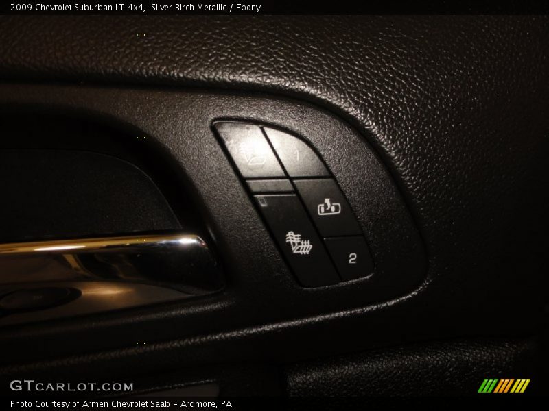 Silver Birch Metallic / Ebony 2009 Chevrolet Suburban LT 4x4