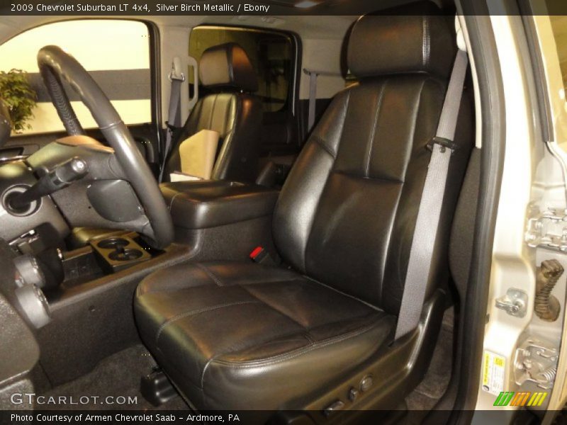 Silver Birch Metallic / Ebony 2009 Chevrolet Suburban LT 4x4