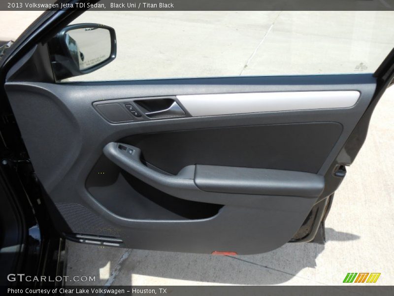 Black Uni / Titan Black 2013 Volkswagen Jetta TDI Sedan