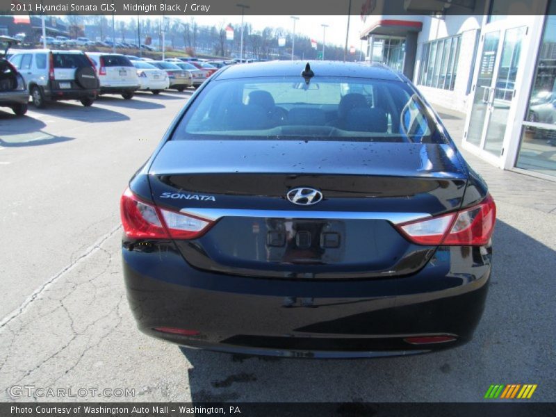 Midnight Black / Gray 2011 Hyundai Sonata GLS