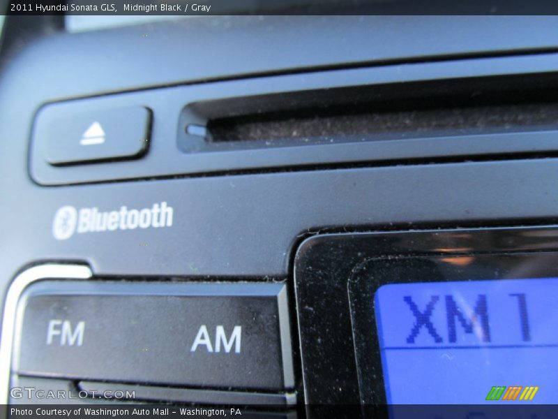 Midnight Black / Gray 2011 Hyundai Sonata GLS
