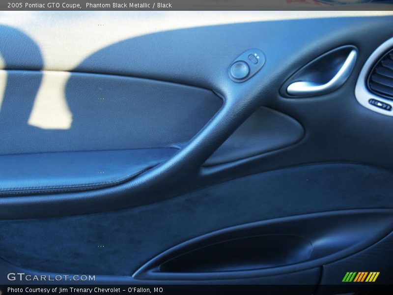 Phantom Black Metallic / Black 2005 Pontiac GTO Coupe