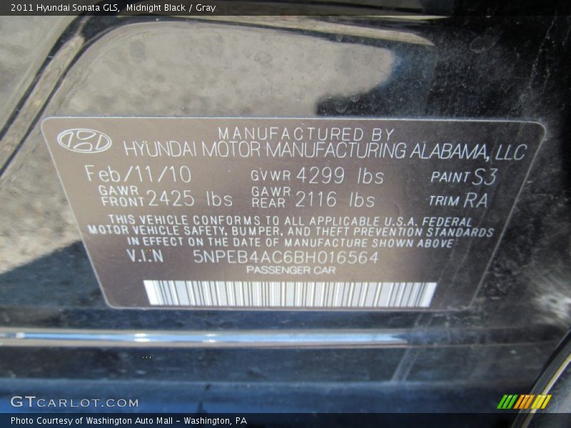Midnight Black / Gray 2011 Hyundai Sonata GLS