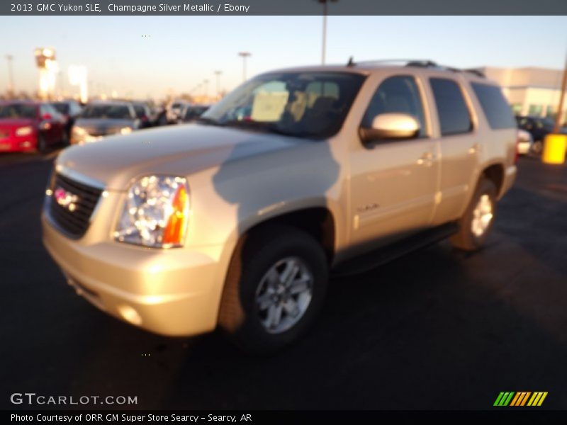 Champagne Silver Metallic / Ebony 2013 GMC Yukon SLE
