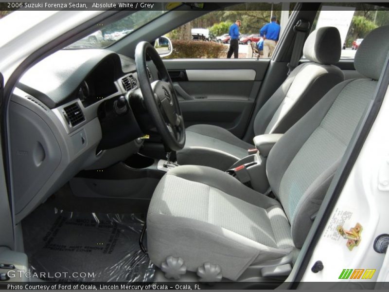 Absolute White / Grey 2006 Suzuki Forenza Sedan