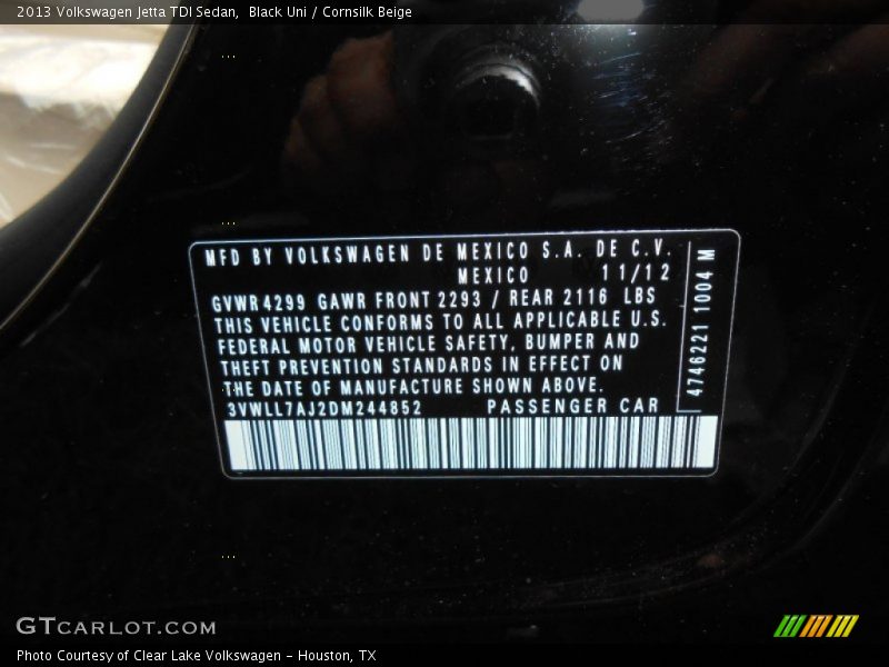 Black Uni / Cornsilk Beige 2013 Volkswagen Jetta TDI Sedan