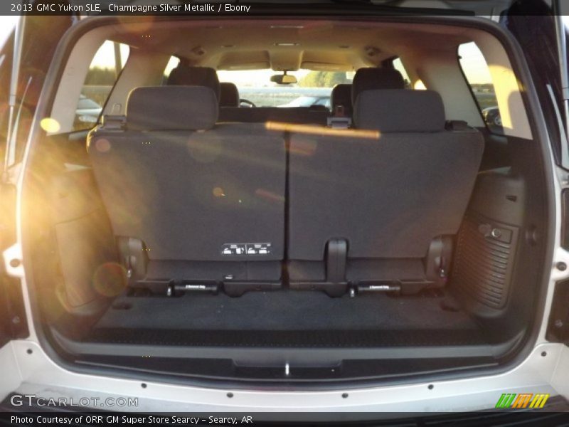 Champagne Silver Metallic / Ebony 2013 GMC Yukon SLE