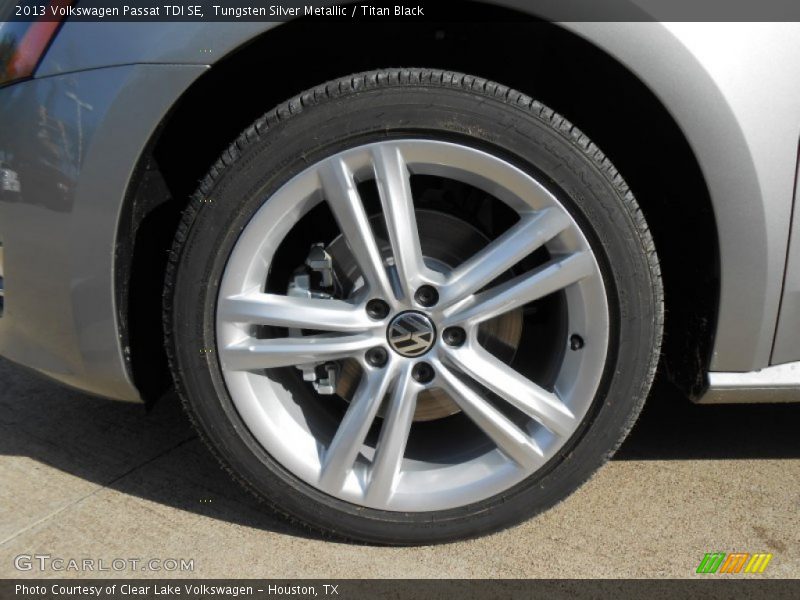 Tungsten Silver Metallic / Titan Black 2013 Volkswagen Passat TDI SE