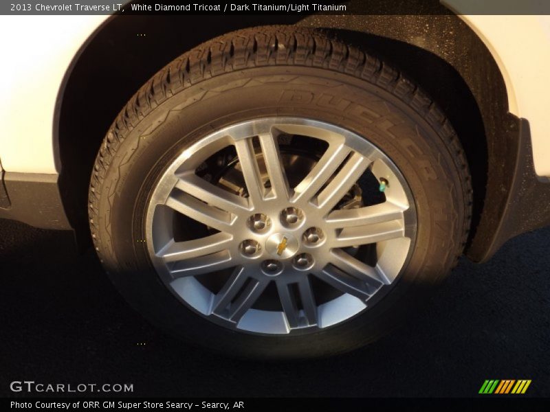 White Diamond Tricoat / Dark Titanium/Light Titanium 2013 Chevrolet Traverse LT