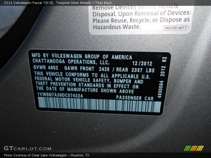 Tungsten Silver Metallic / Titan Black 2013 Volkswagen Passat TDI SE