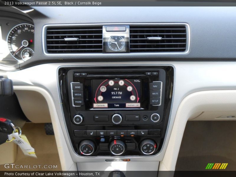 Black / Cornsilk Beige 2013 Volkswagen Passat 2.5L SE