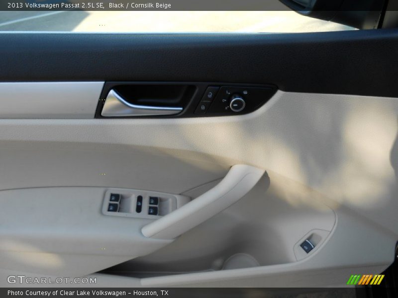 Black / Cornsilk Beige 2013 Volkswagen Passat 2.5L SE