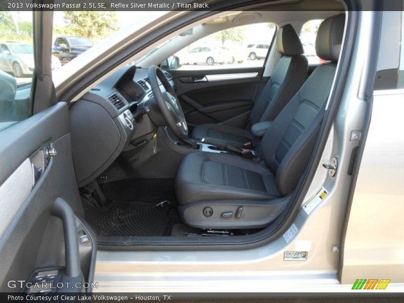 Reflex Silver Metallic / Titan Black 2013 Volkswagen Passat 2.5L SE