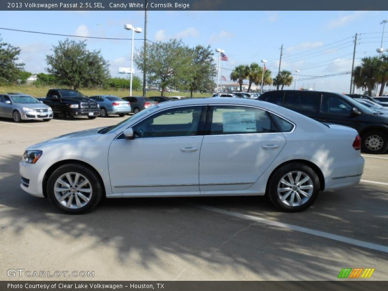 Candy White / Cornsilk Beige 2013 Volkswagen Passat 2.5L SEL