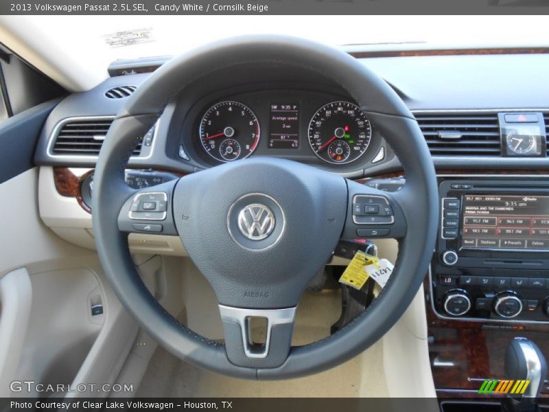 Candy White / Cornsilk Beige 2013 Volkswagen Passat 2.5L SEL