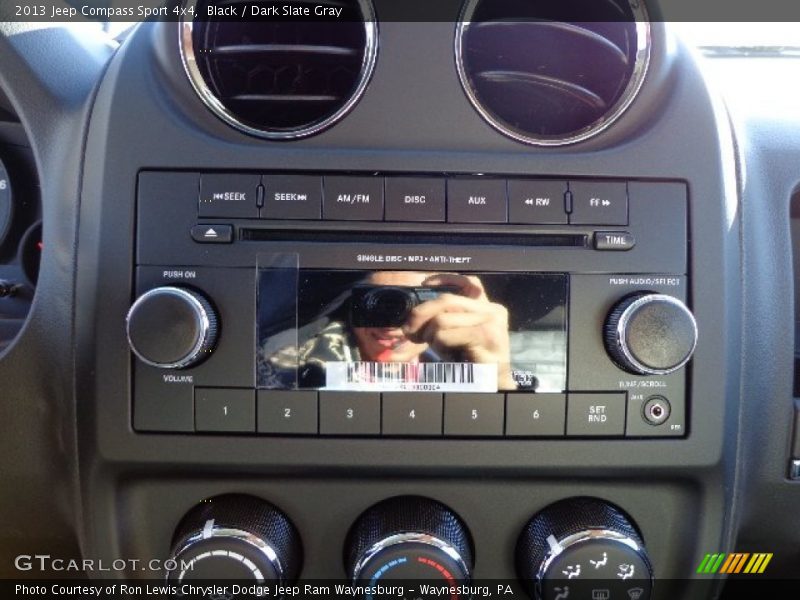 Black / Dark Slate Gray 2013 Jeep Compass Sport 4x4