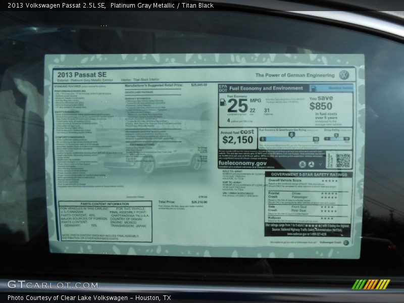 Platinum Gray Metallic / Titan Black 2013 Volkswagen Passat 2.5L SE