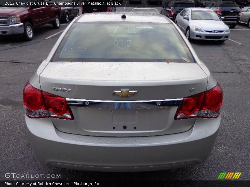 Champagne Silver Metallic / Jet Black 2013 Chevrolet Cruze LT