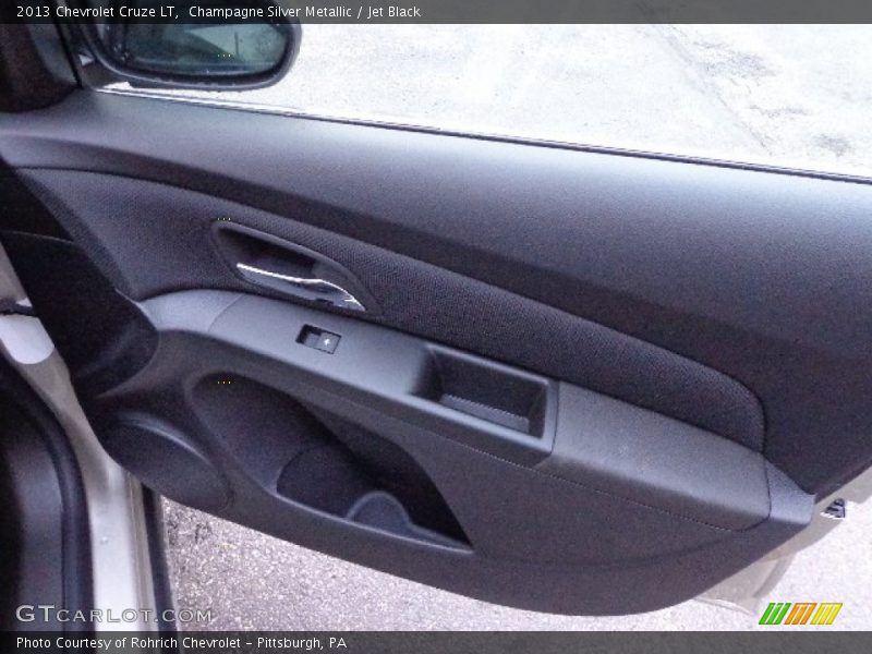 Champagne Silver Metallic / Jet Black 2013 Chevrolet Cruze LT