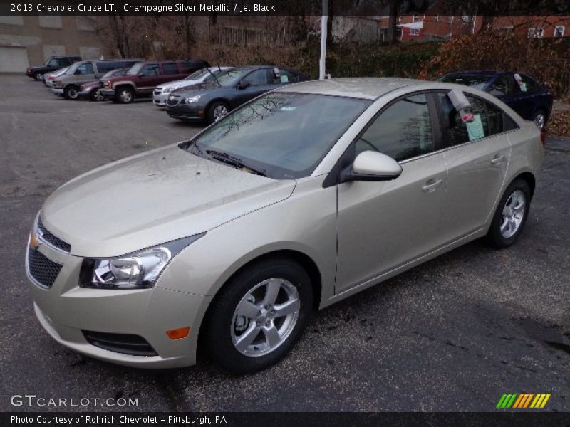 Champagne Silver Metallic / Jet Black 2013 Chevrolet Cruze LT