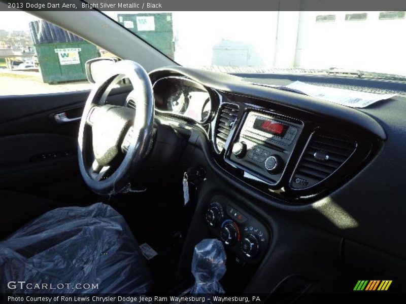 Bright Silver Metallic / Black 2013 Dodge Dart Aero