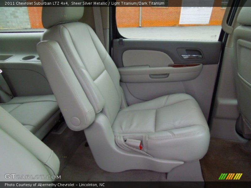 Sheer Silver Metallic / Light Titanium/Dark Titanium 2011 Chevrolet Suburban LTZ 4x4
