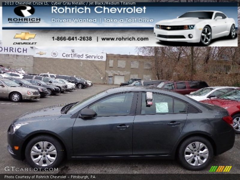 Cyber Gray Metallic / Jet Black/Medium Titanium 2013 Chevrolet Cruze LS