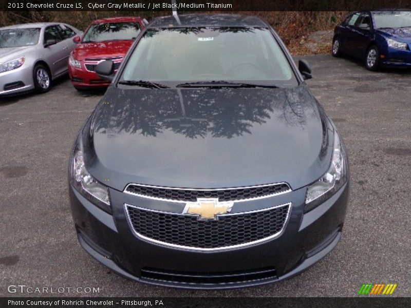 Cyber Gray Metallic / Jet Black/Medium Titanium 2013 Chevrolet Cruze LS