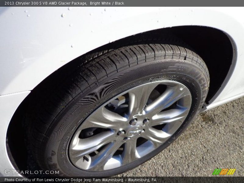Bright White / Black 2013 Chrysler 300 S V8 AWD Glacier Package