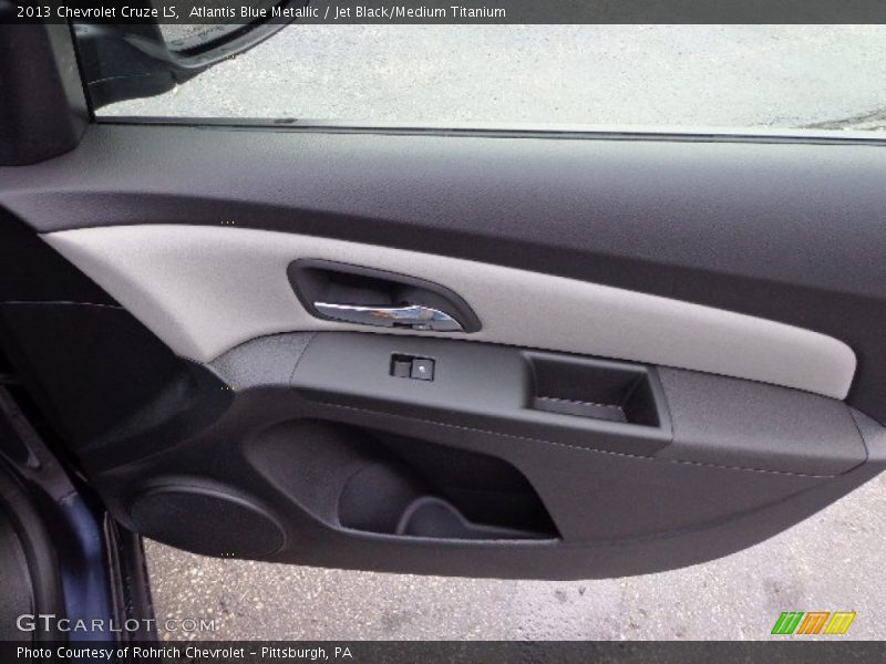 Atlantis Blue Metallic / Jet Black/Medium Titanium 2013 Chevrolet Cruze LS
