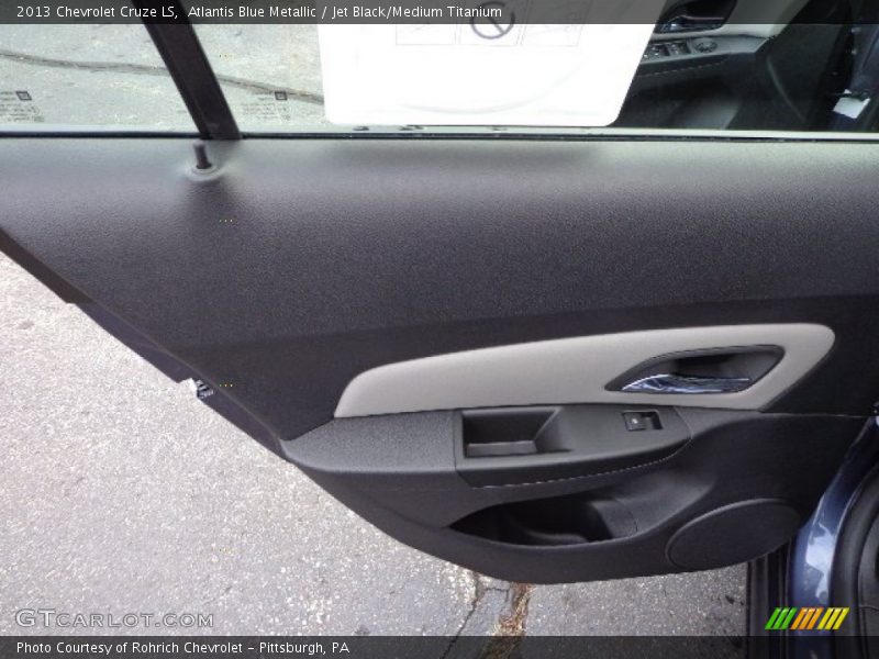 Atlantis Blue Metallic / Jet Black/Medium Titanium 2013 Chevrolet Cruze LS