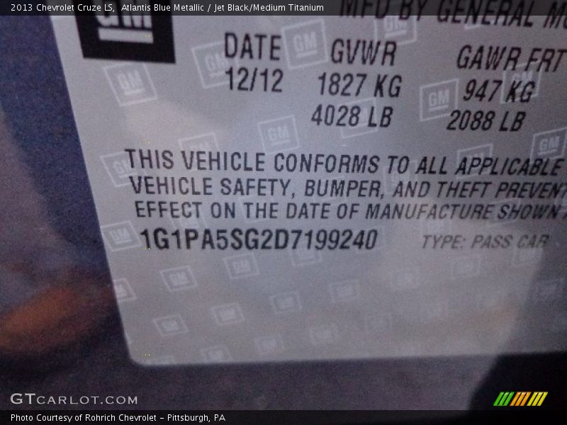 Atlantis Blue Metallic / Jet Black/Medium Titanium 2013 Chevrolet Cruze LS