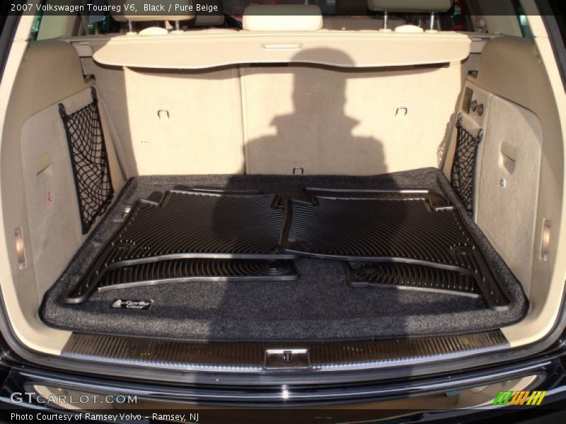 Black / Pure Beige 2007 Volkswagen Touareg V6