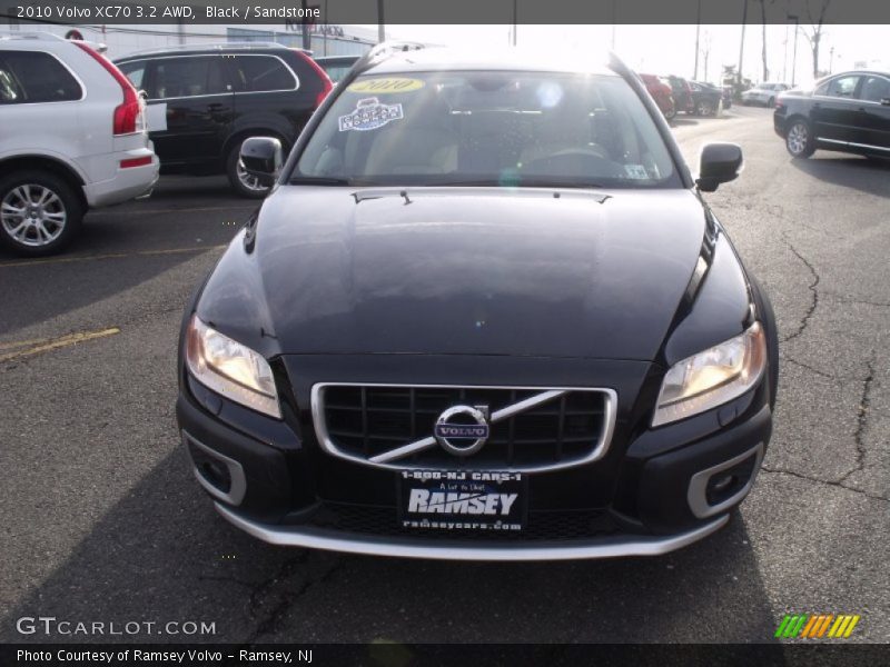 Black / Sandstone 2010 Volvo XC70 3.2 AWD