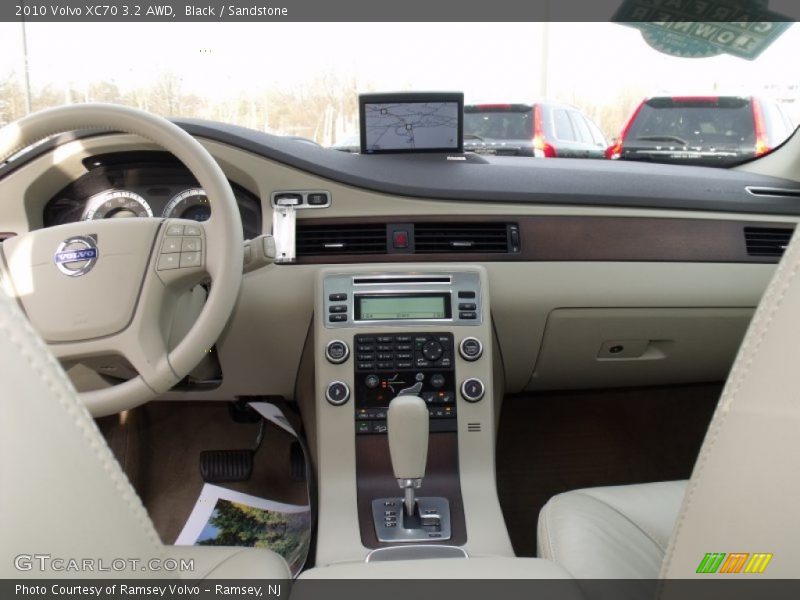 Black / Sandstone 2010 Volvo XC70 3.2 AWD