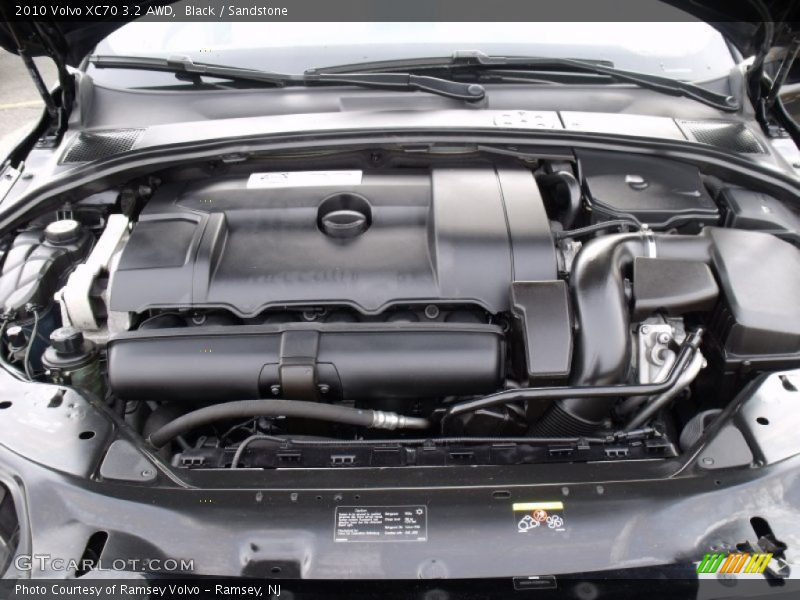 Black / Sandstone 2010 Volvo XC70 3.2 AWD