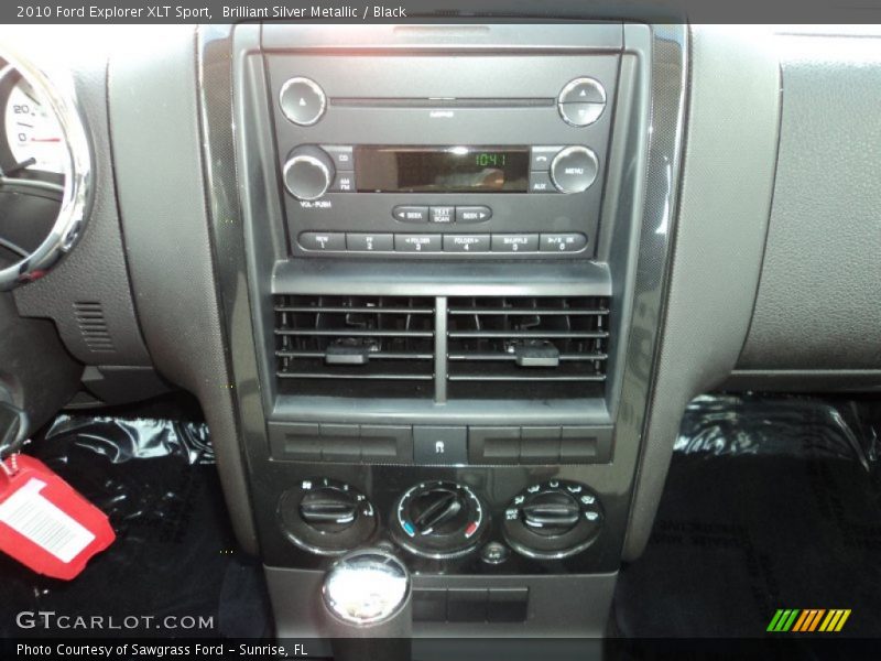 Controls of 2010 Explorer XLT Sport