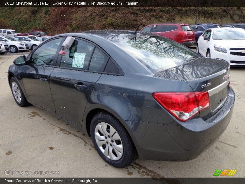 Cyber Gray Metallic / Jet Black/Medium Titanium 2013 Chevrolet Cruze LS