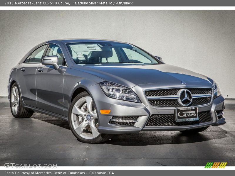 Front 3/4 View of 2013 CLS 550 Coupe