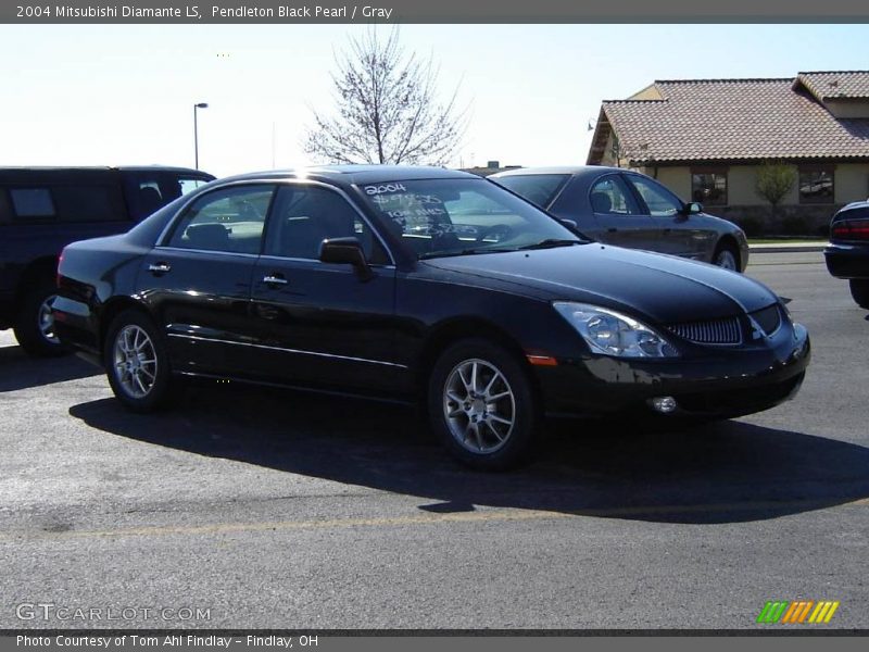Pendleton Black Pearl / Gray 2004 Mitsubishi Diamante LS
