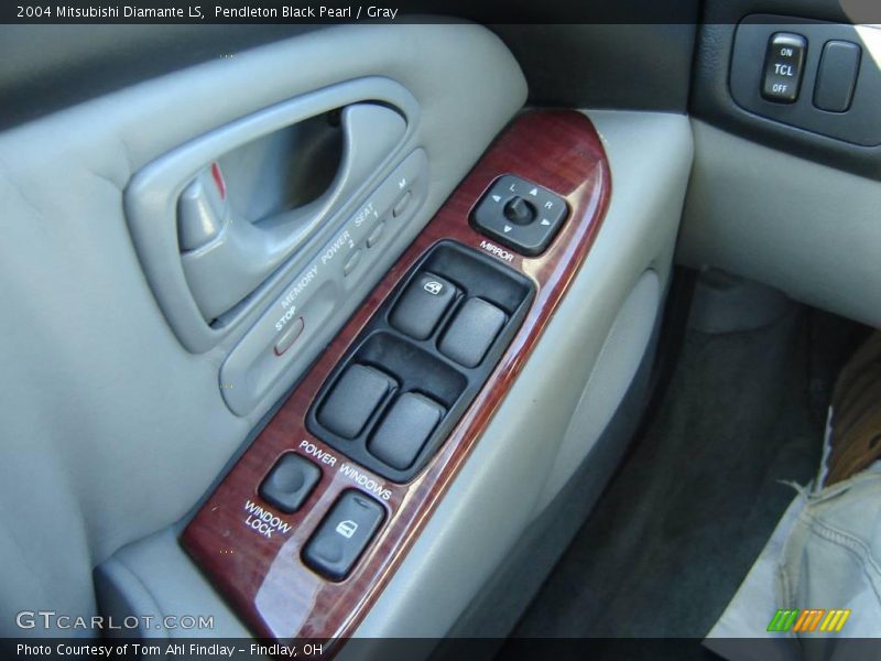 Pendleton Black Pearl / Gray 2004 Mitsubishi Diamante LS