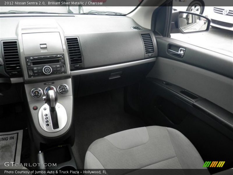 Brilliant Silver Metallic / Charcoal 2012 Nissan Sentra 2.0