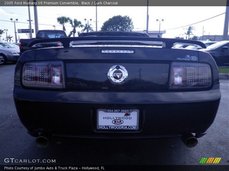 Black / Dark Charcoal 2005 Ford Mustang V6 Premium Convertible